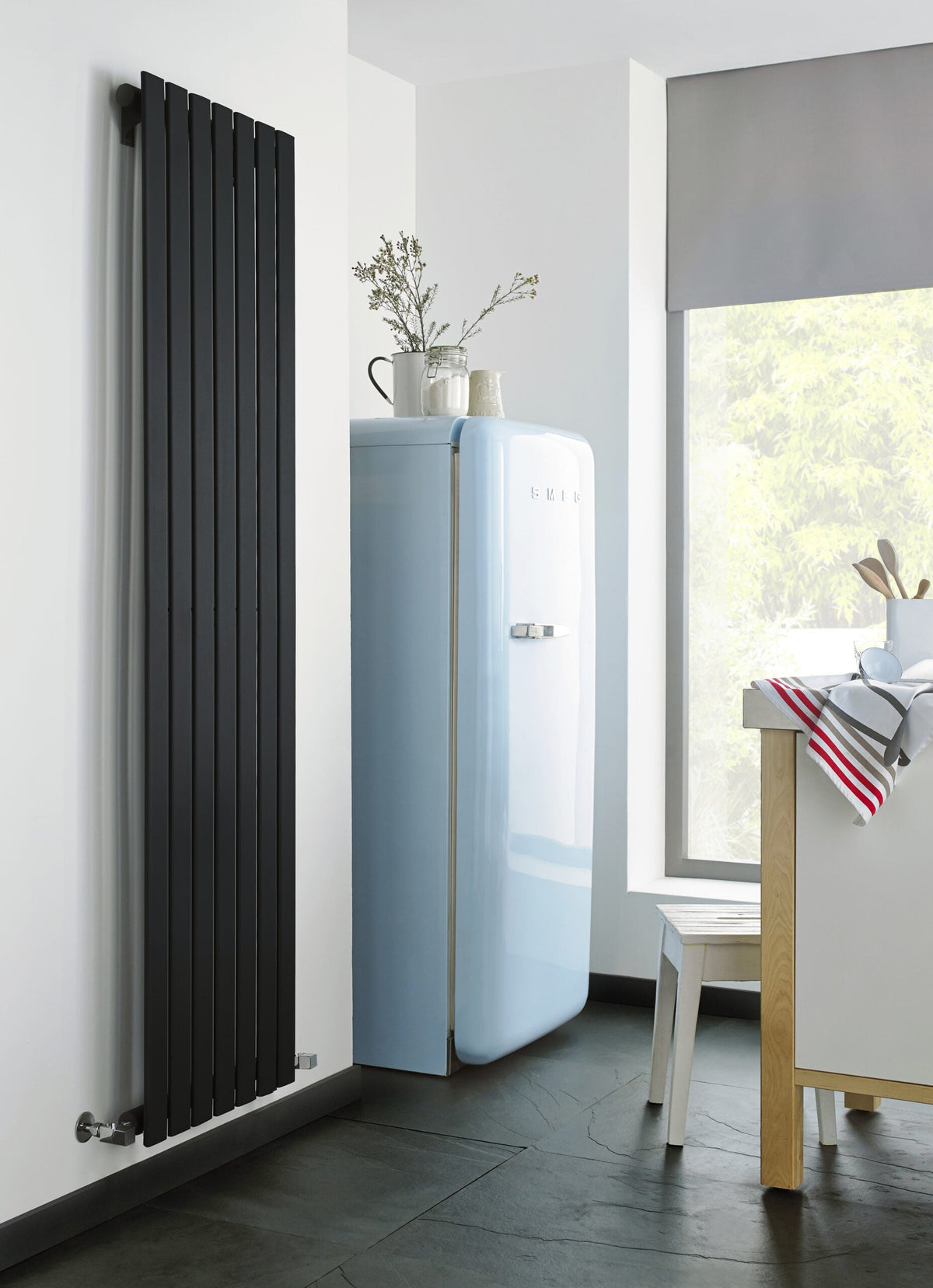 Bosca Black Vertical Designer Radiator – Single Panel – 1800x490mm