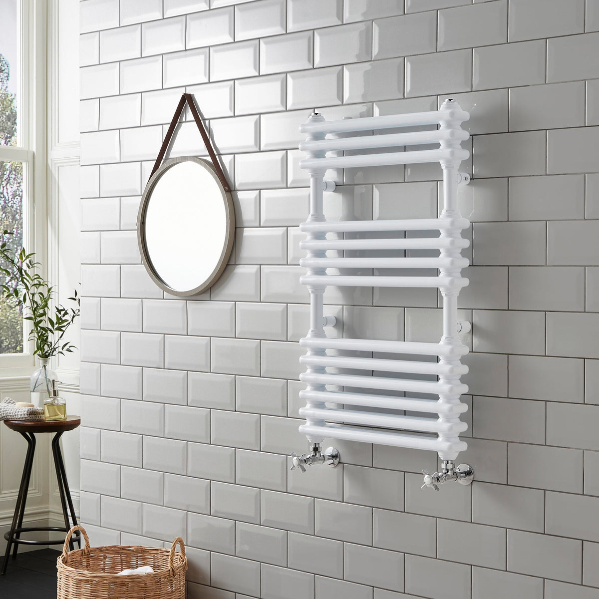 Pilastra White Column Heated Towel Rail – 832x500mm
