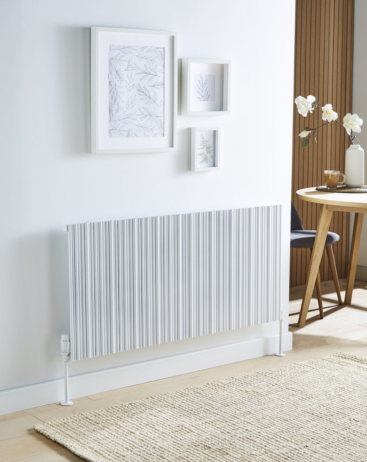 Quara White Horizontal Aluminium Radiator – Double Panel – 575x959mm