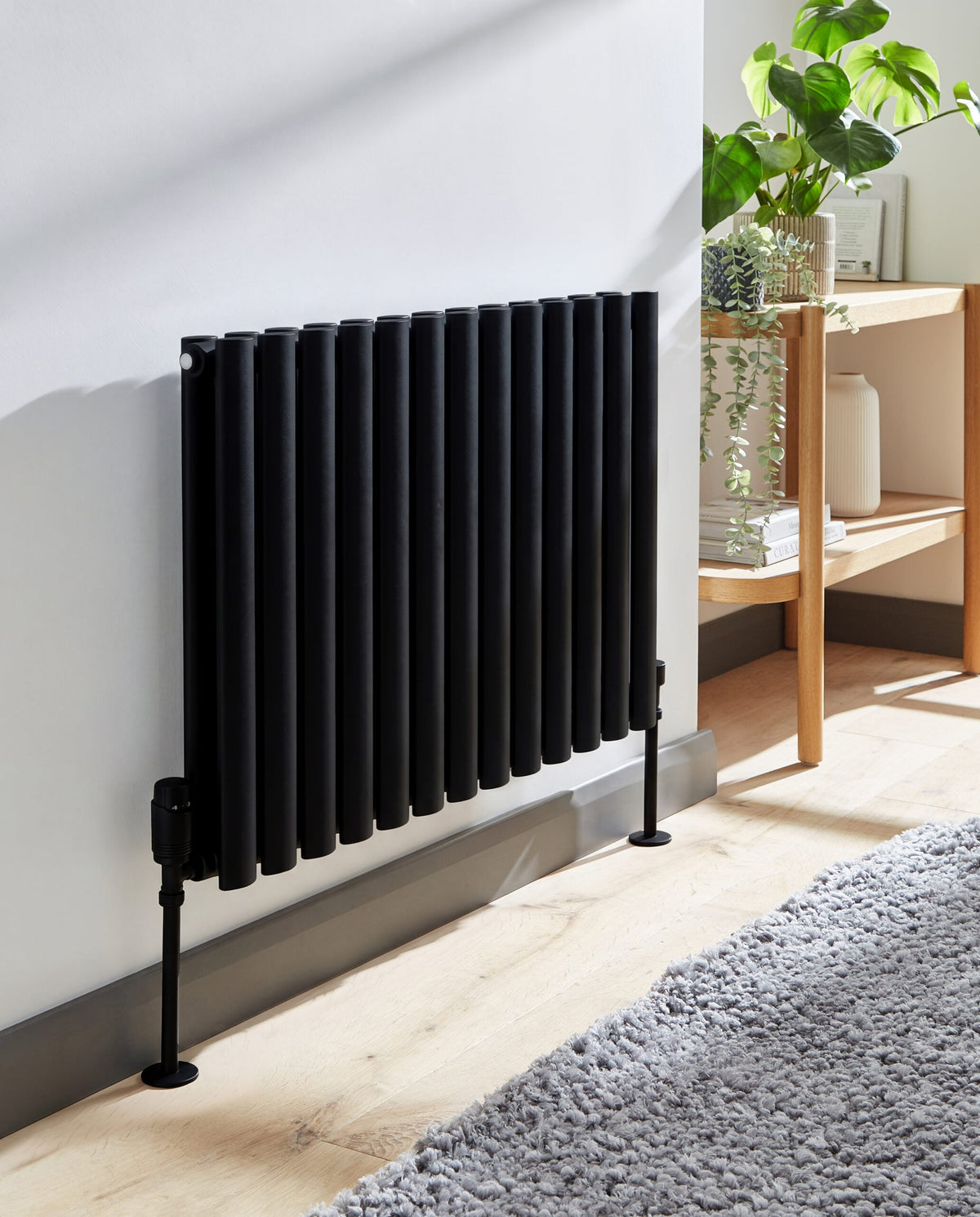 Asola Black Horizontal Oval Tube Designer Radiator – Single Panel – 600x540mm