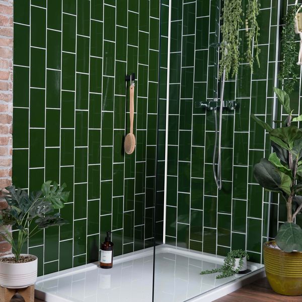 Liso Verde Green Gloss 10x20cm Ceramic Metro Tiles