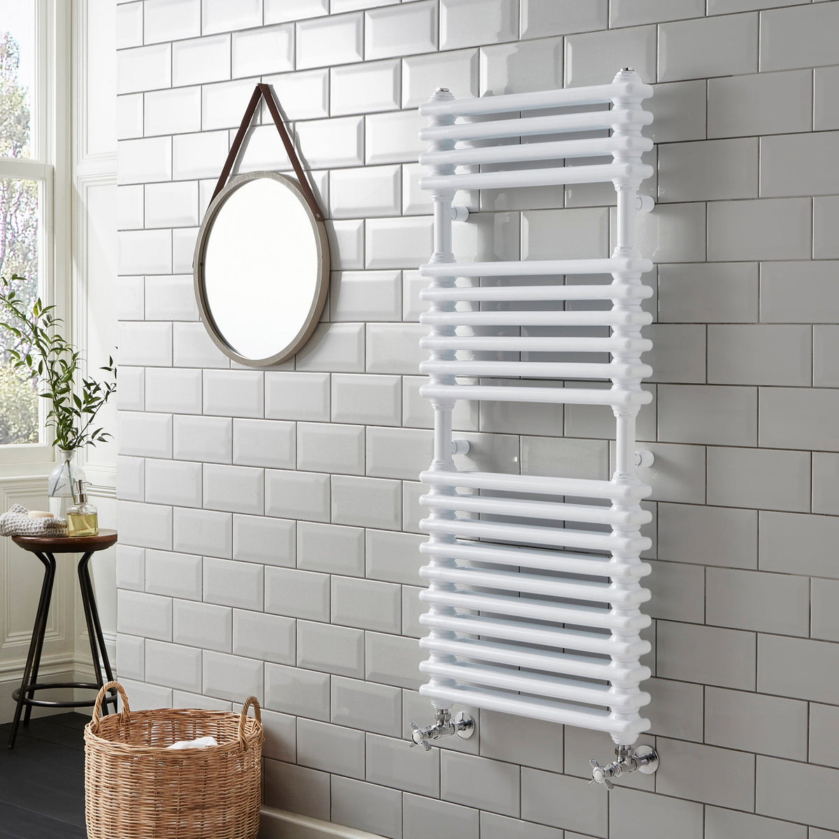 Pilastra White Column Heated Towel Rail – 1140x500mm