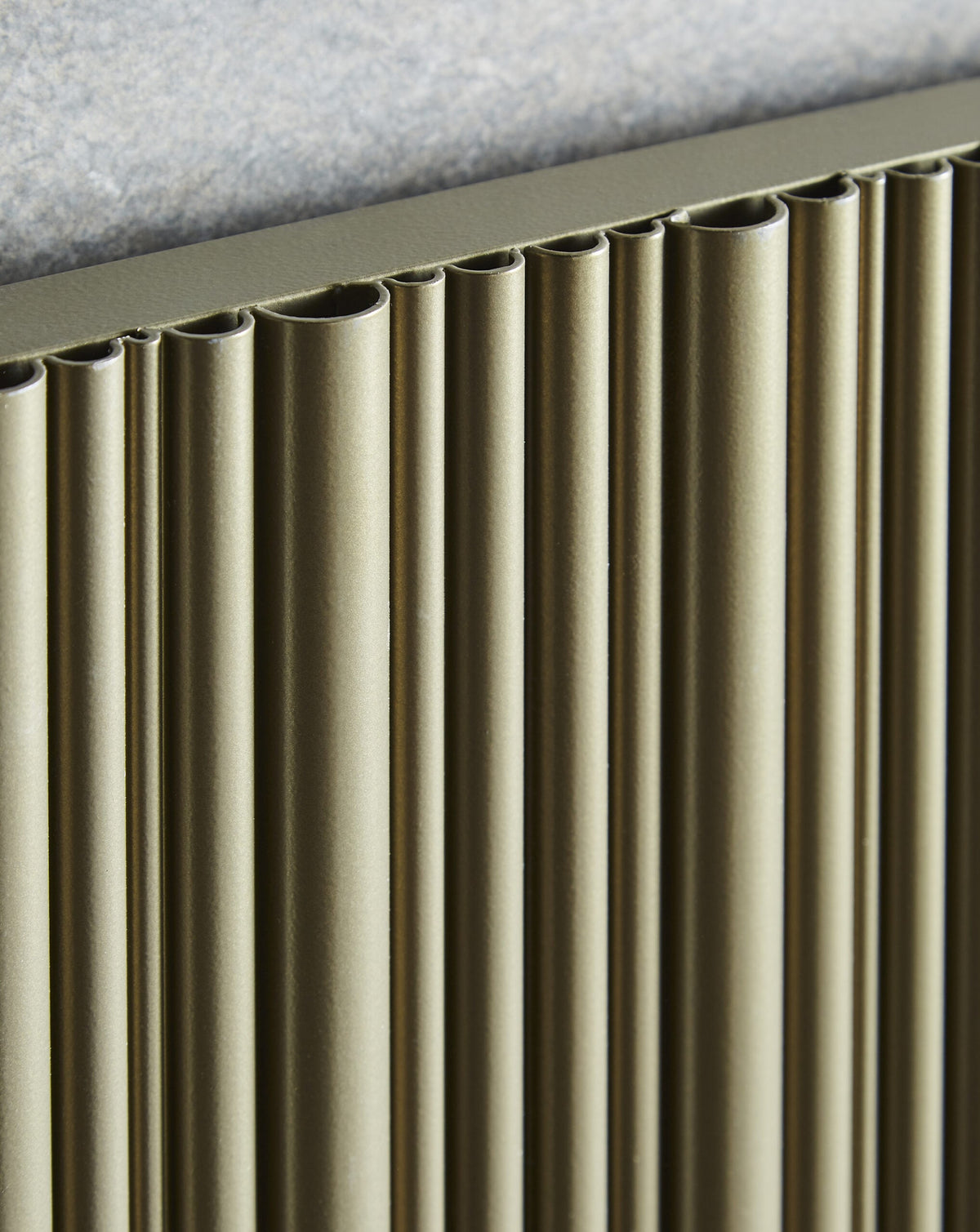 Quara Bronze Vertical Aluminium Radiator – Single Panel – 1775x239mm