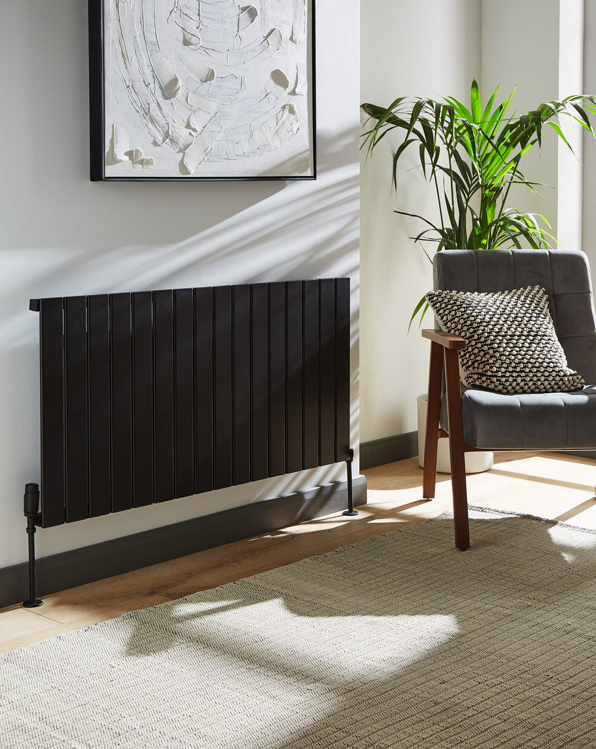 Valtora Black Horizontal Aluminium Radiator – Single Panel – 578x1032mm